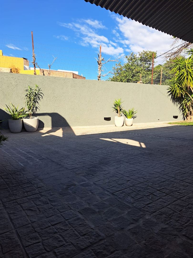 Patio amplio de la casa
